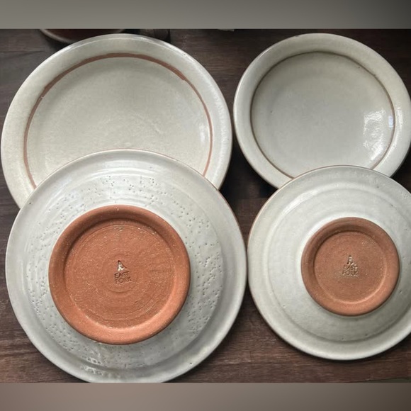 East Fork Wheel Thrown Plates - RARE - Picture 2 of 2